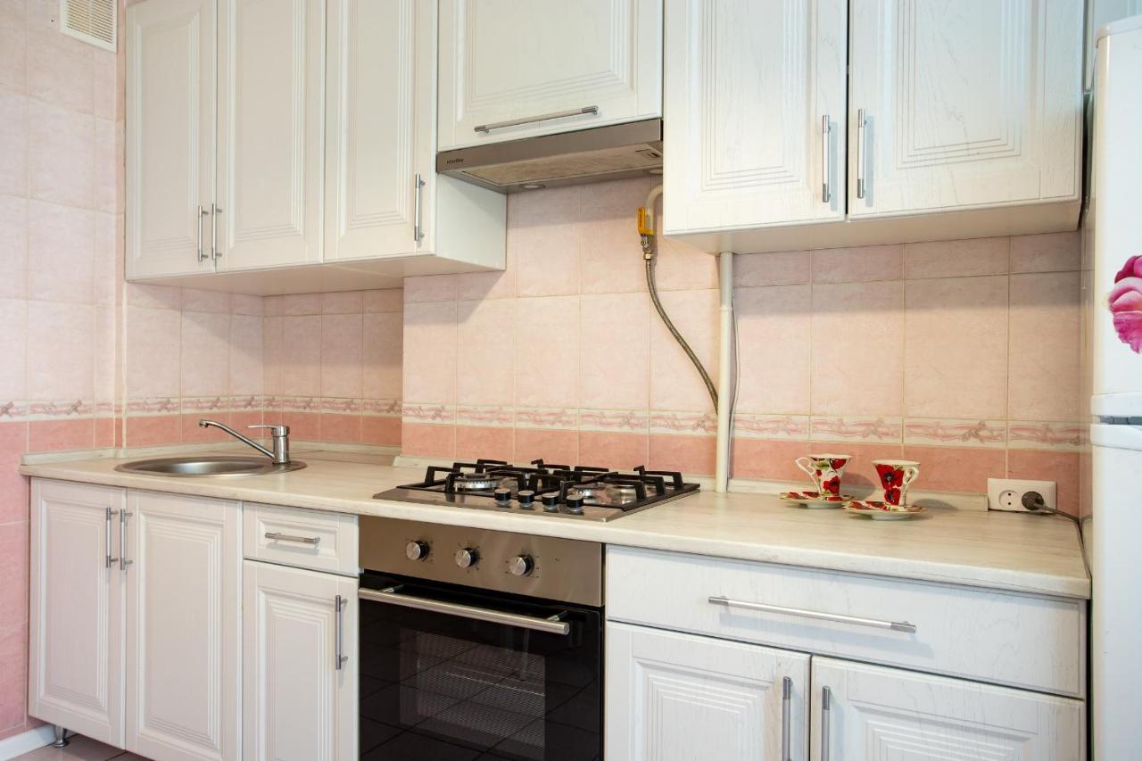 Apartment On Central Avenue-3 Slobodskaya ムィコラーイウ エクステリア 写真